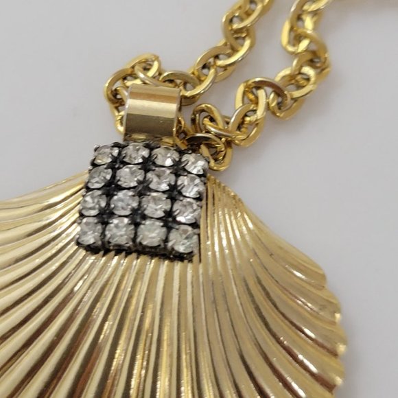 RARE 1960s Shell Clam 14k gold plated tested Necklace with Chain 14" - Picture 10 of 12